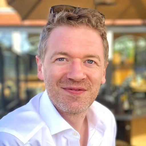 Chiel Van Eerdt - Commercieel directeur | Projectmanager | Digital consultant